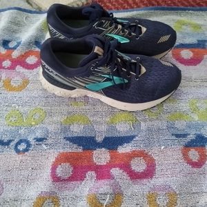 Brooks  Running Sneakers